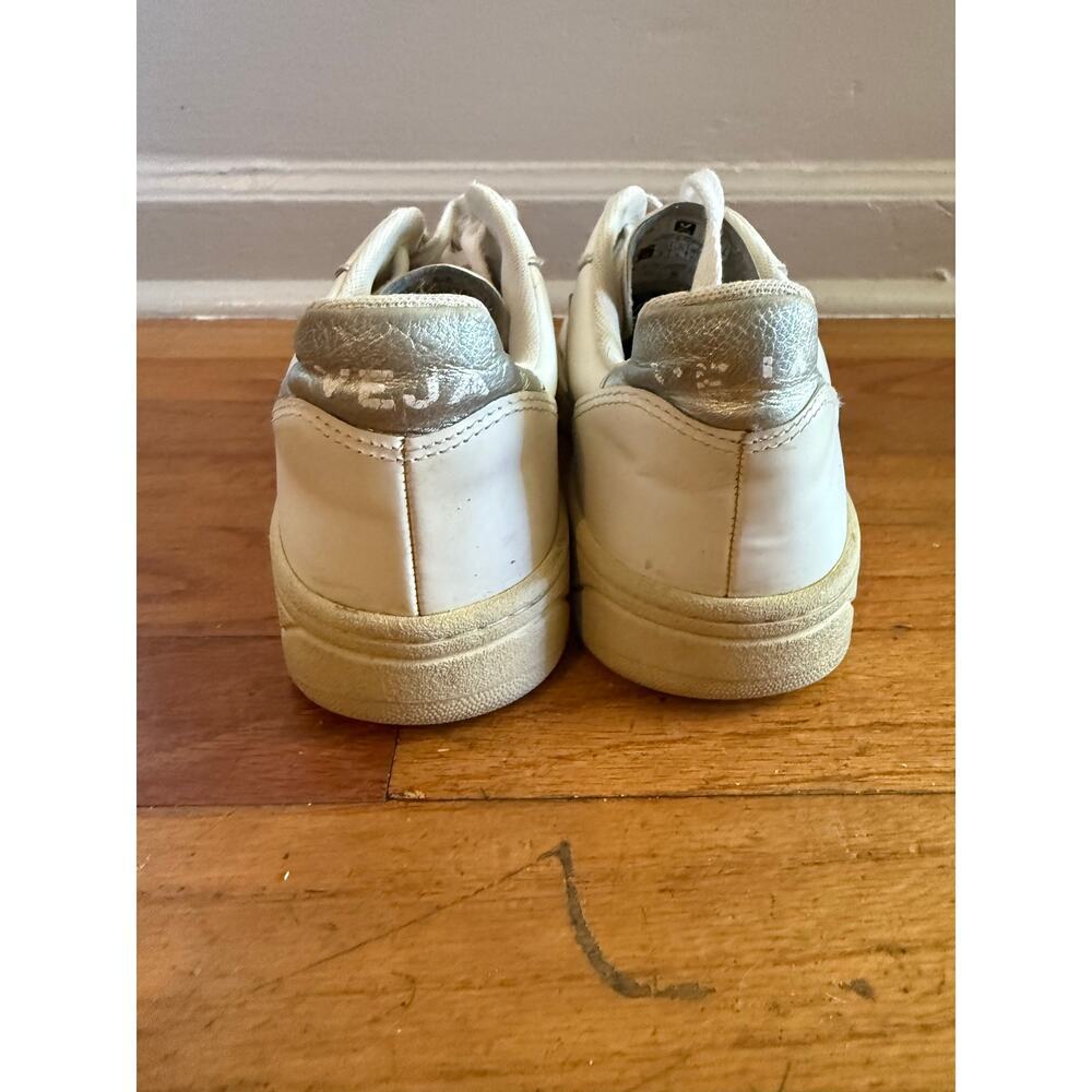 Veja Women's V-10 Leather Metallic Logo Patch Low-Top Sneakers size 39 (us 8) - Picture 7 of 11
